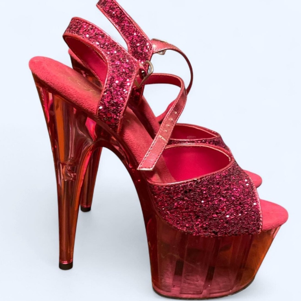 pink glitter pleasers sz 9w 
Never danced in

ONLY WORN ONCE KEPT IN DUST BAGS